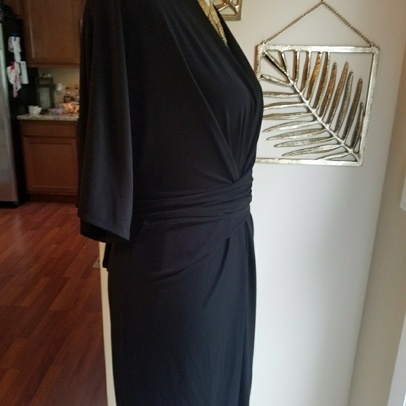 Little black dress **NECKLACE NOT INCLUDED** - Picture 3 of 5